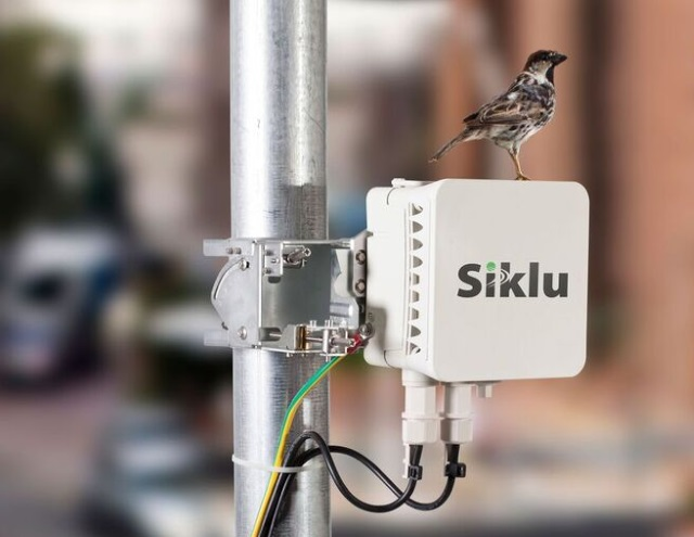Siklu has long been an industry leader in gigabit wireless connectivity, positioned with the largest choice of Gigabit Wireless Access (GWA) and aggregation radios and delivering up to 10Gbps Full Duplex throughput in PtP and over 2Gbps in PtMP configurations.