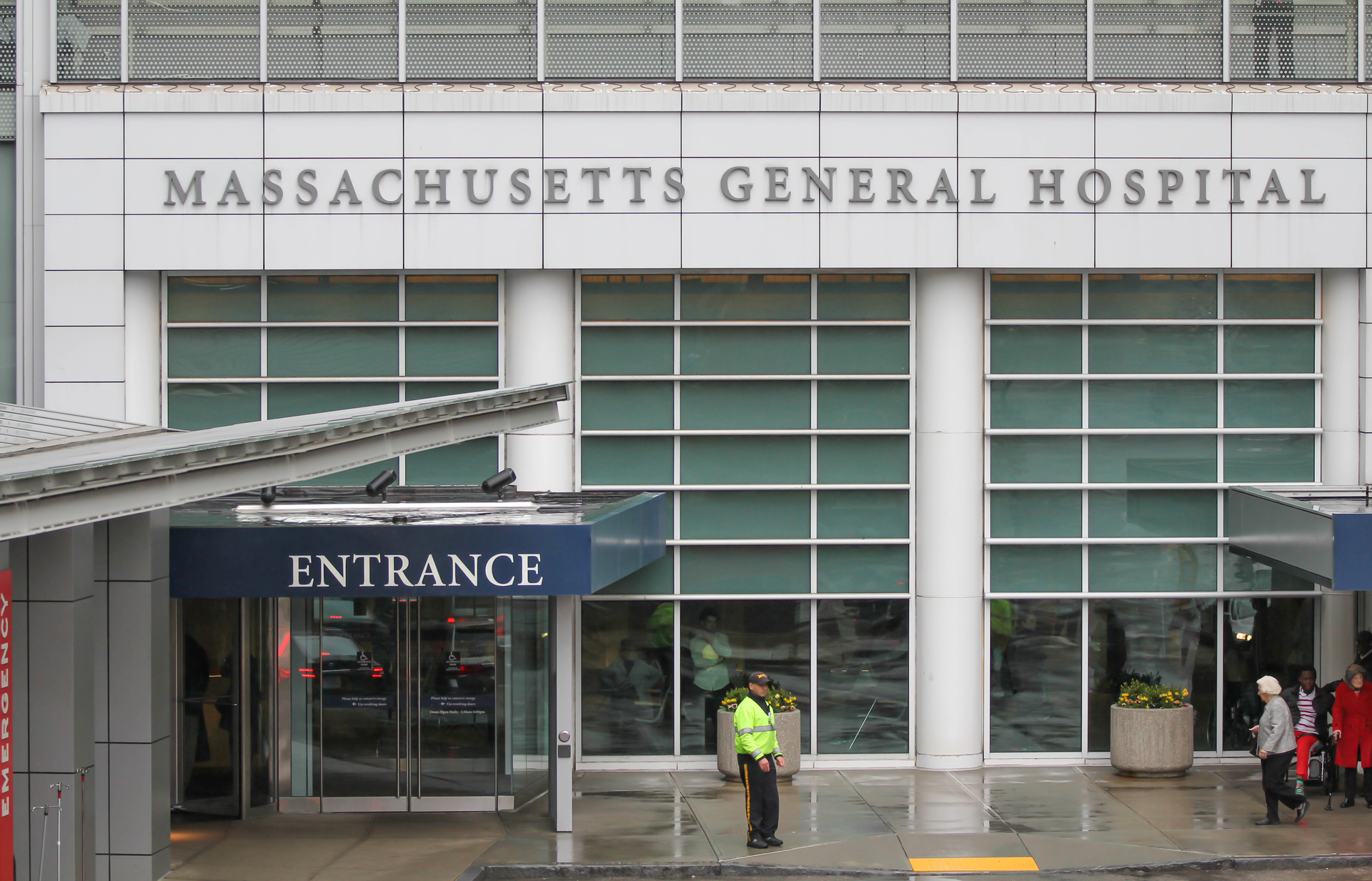 The hospital environment presents unique challenges to security. MGH&rsquo;s 17-acre urban campus, comprising 29 contiguous and 14 separate buildings (including underground and freestanding garage facilities), is complex.