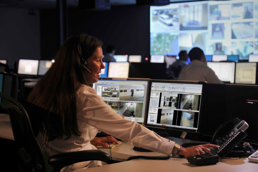 Symmetry CompleteView ViewPoint works in conjunction with AMAG&rsquo;s Symmetry CompleteView Video Management System to stream a targeted computer&rsquo;s desktop or attached webcam as a video feed.