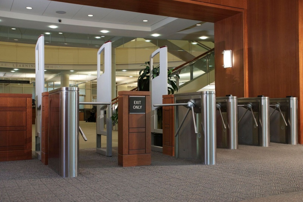 Boon Edam recently announced that its Trilock 60 and Trilock 75 turnstiles have a completely re-engineered internal mechanism that operates more smoothly and with an exceptionally quiet operation during use, when the arms are rotating into the next position.