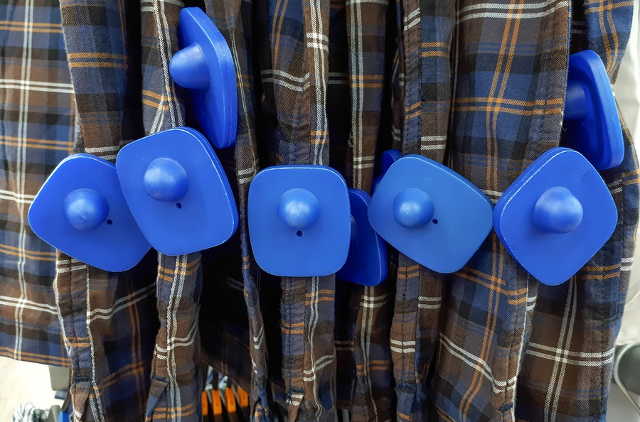 According to the 30th Annual Retail Theft Survey conducted by Jack L. Hayes International, more than 432,000 shoplifters and dishonest employees were apprehended in 2017 by just 21 large retailers who recovered over $188 million from these thieves.