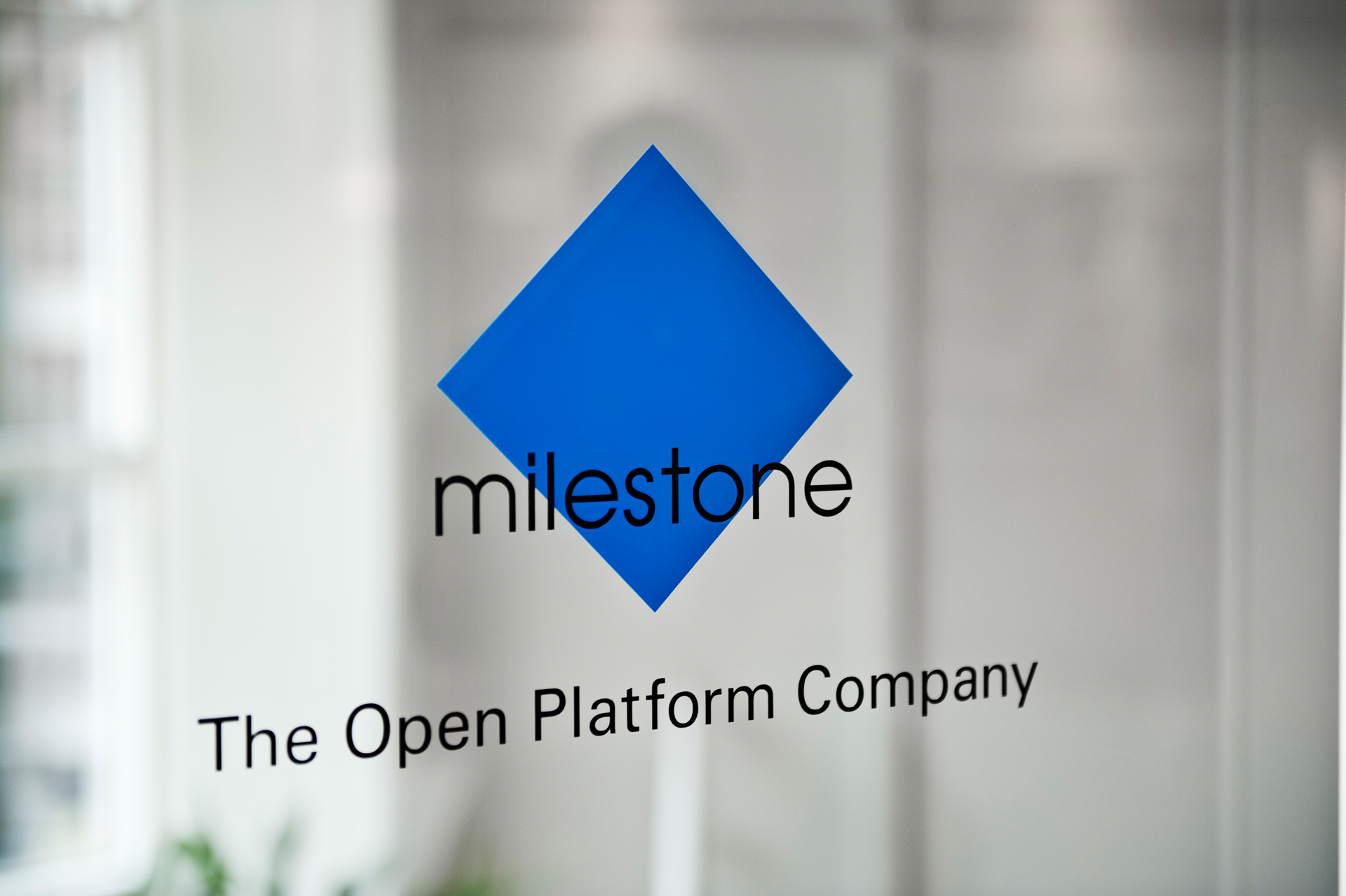 Milestone Logo 5c2e8f0b04046
