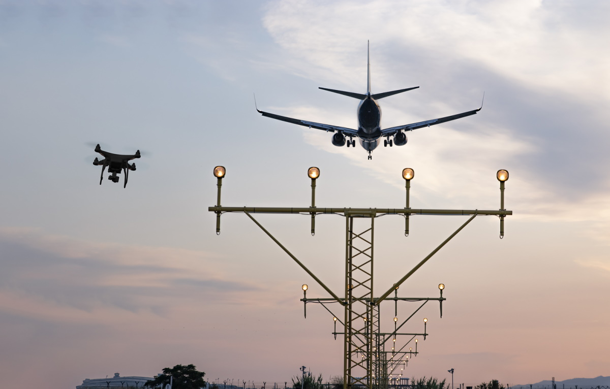 Although the FAA Reauthorization Act signed into law late last year gives the U.S. Department of Homeland Security (DHS) the authority to disable drones that pose a threat to buildings or other assets, the use of counter-drone technology is still limited to the federal government and military, leaving end-users and the vast majority of law enforcement agencies in a tough position. Even the limited authority given to DHS is now be called into question by lawmakers as recently released details on how the agency plans to mitigate the threat has raised concerns.