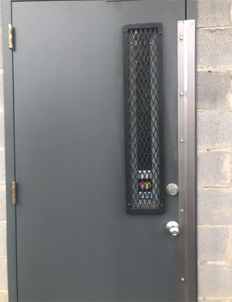 Door Locking Bar