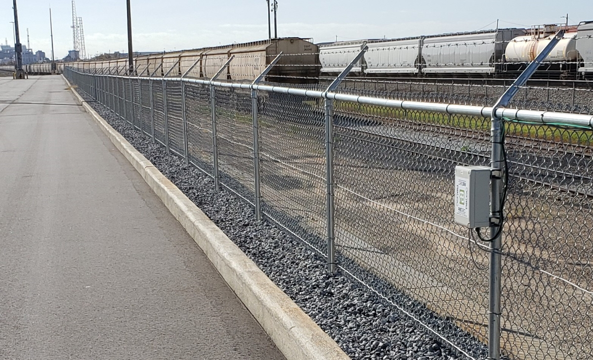 The LPU-400 processing unit works with RBtec's line of sensor cables to provide commercial and industrial businesses with tangible protection through real-time perimeter intrusion detection, all at an affordable price.