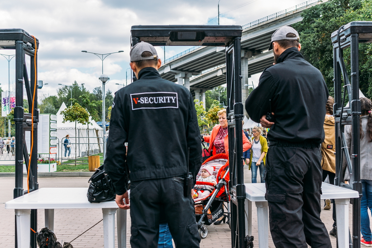 Over the years, metal detectors have gotten very good at detecting metal. Most people entering a given venue, though, are carrying increasing amounts of metals in their pockets. From cellphones, to tablets and wireless headphones, there are more items than ever that we carry with us daily that can trigger metal detectors. These false alarms require additional security personnel, entry delays and unhappy guests.