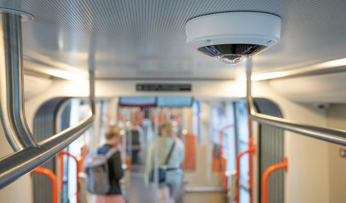 Newsroom M3057 1700x1000 2208