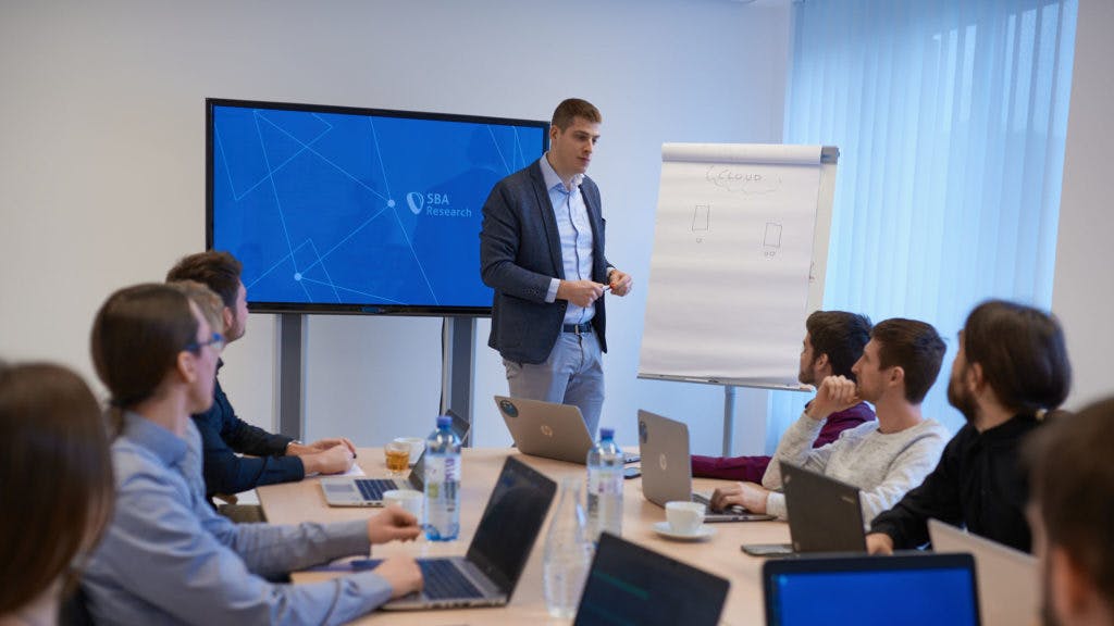 65e8923d31bb21001e2587cd Mle 894211024x819