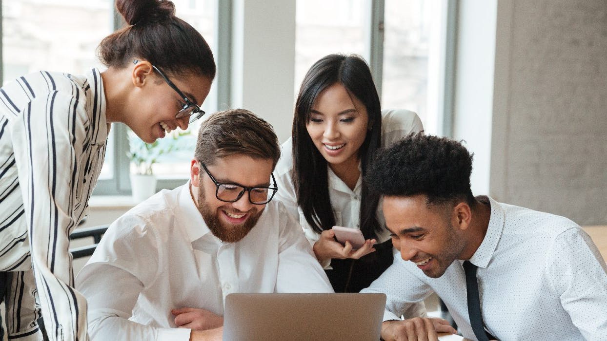 663ced110fe58c0e4bf6e9d8 Img Global1011300x700