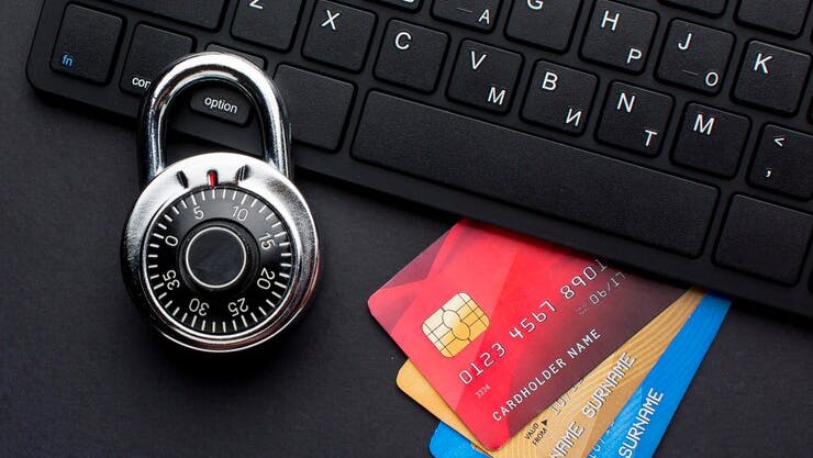 66bd0ad612cb36dc62a936aa Topviewkeyboardwithcreditcardslock 232148578098