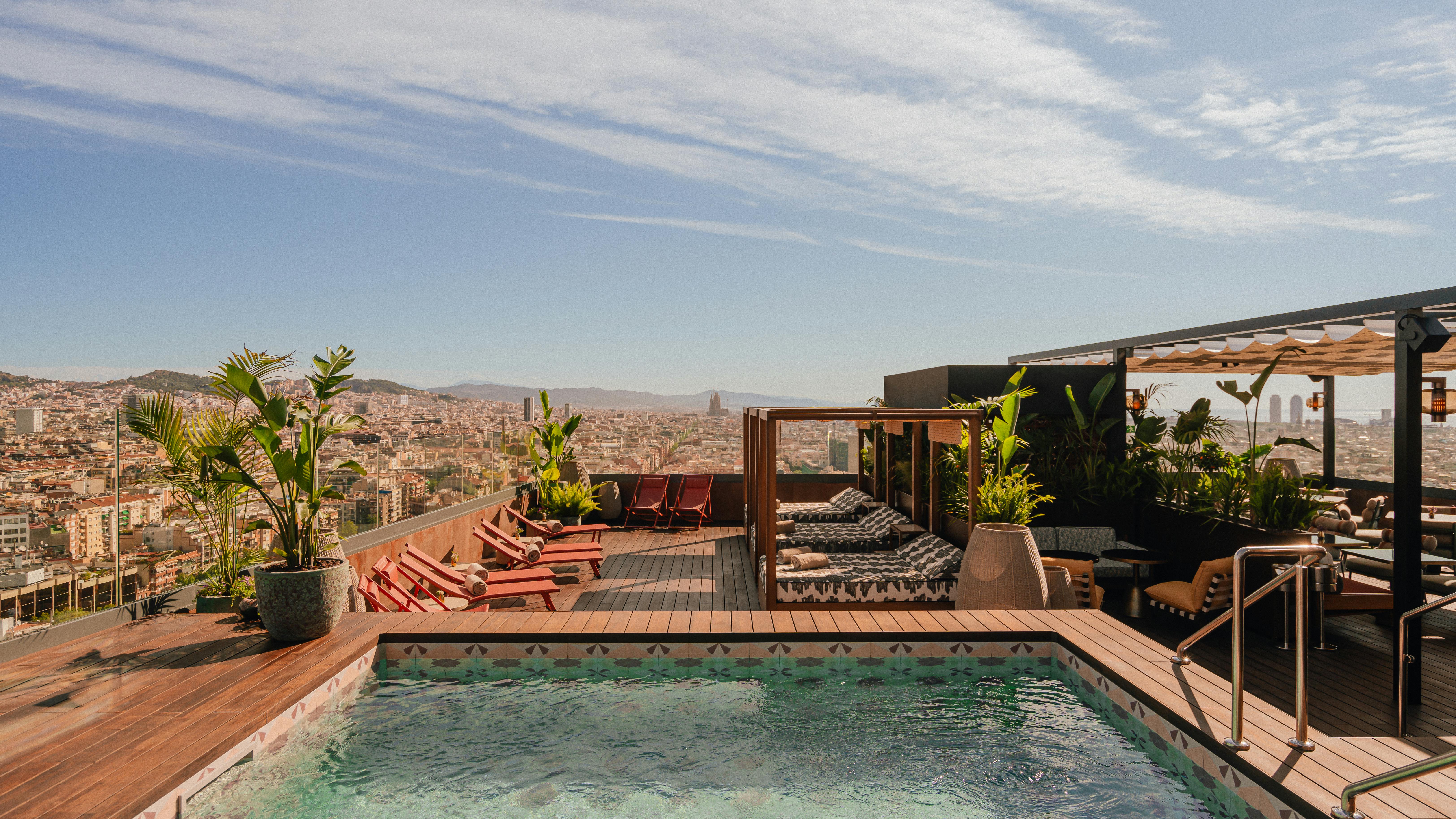 66cf7a411930e70a1c4b9f34 Nobuhotels Barcelona