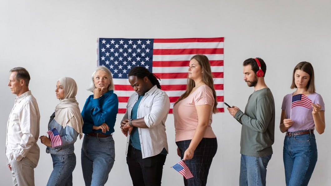 peoplewaitingregistervotingunitedstates_2321490967