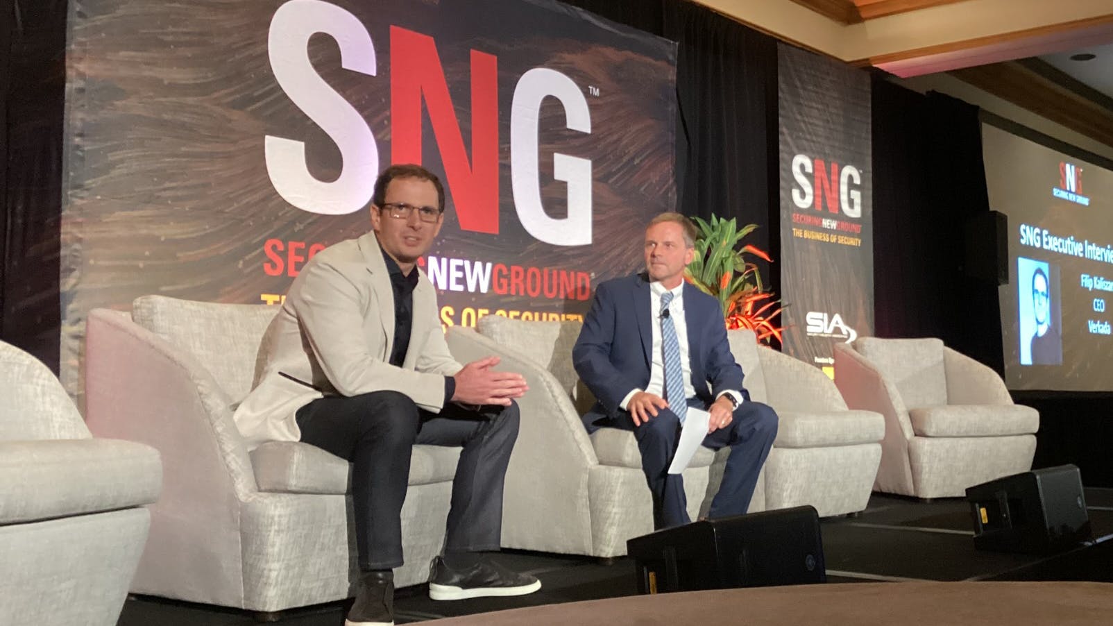 Verkada CEO and founder Filip Kaliszan, left, chatted with SIA's Geoff Kohl at the recent Securing New Ground Conference in New York.
