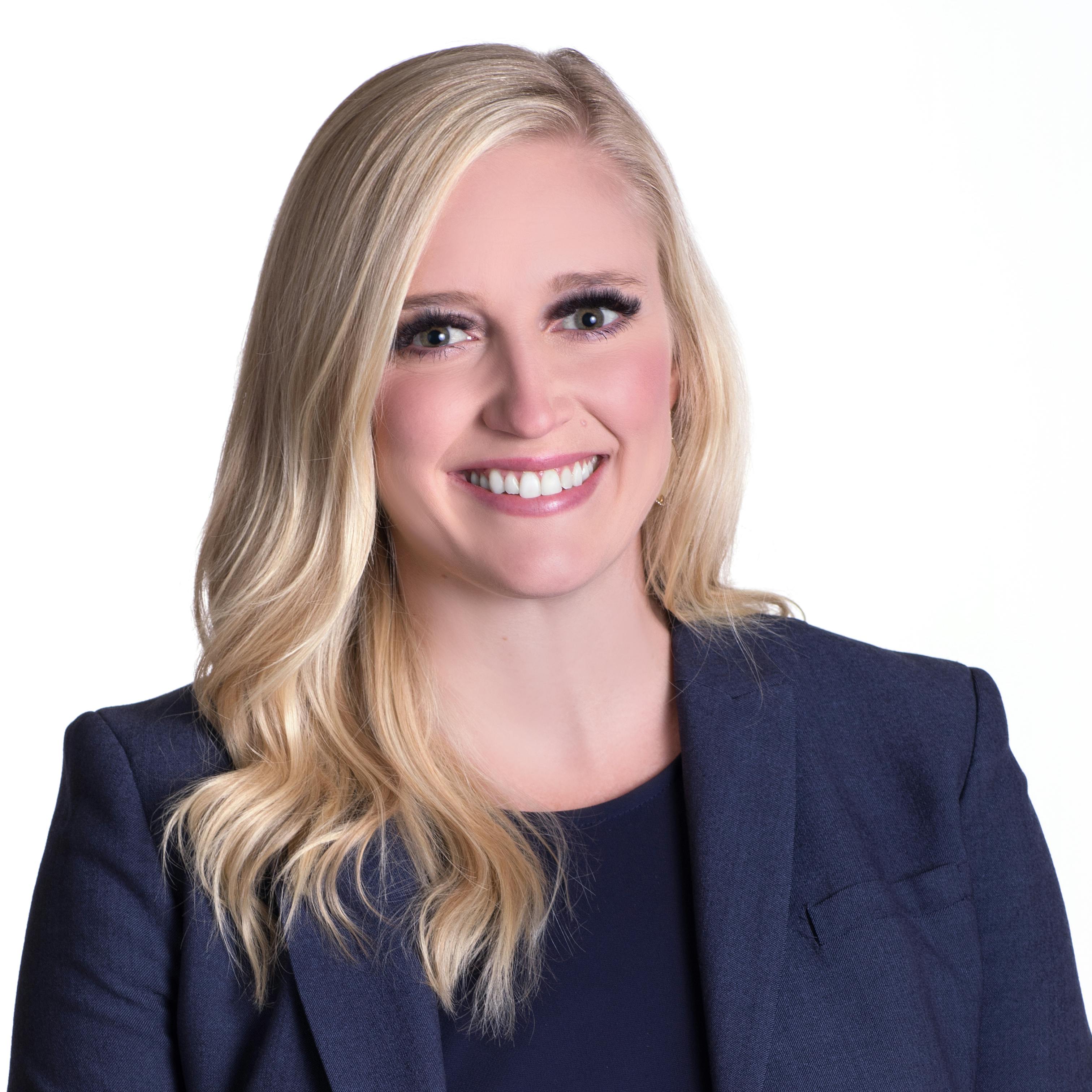 67462bfd611246409cad7b9f Aragon Candice 2021