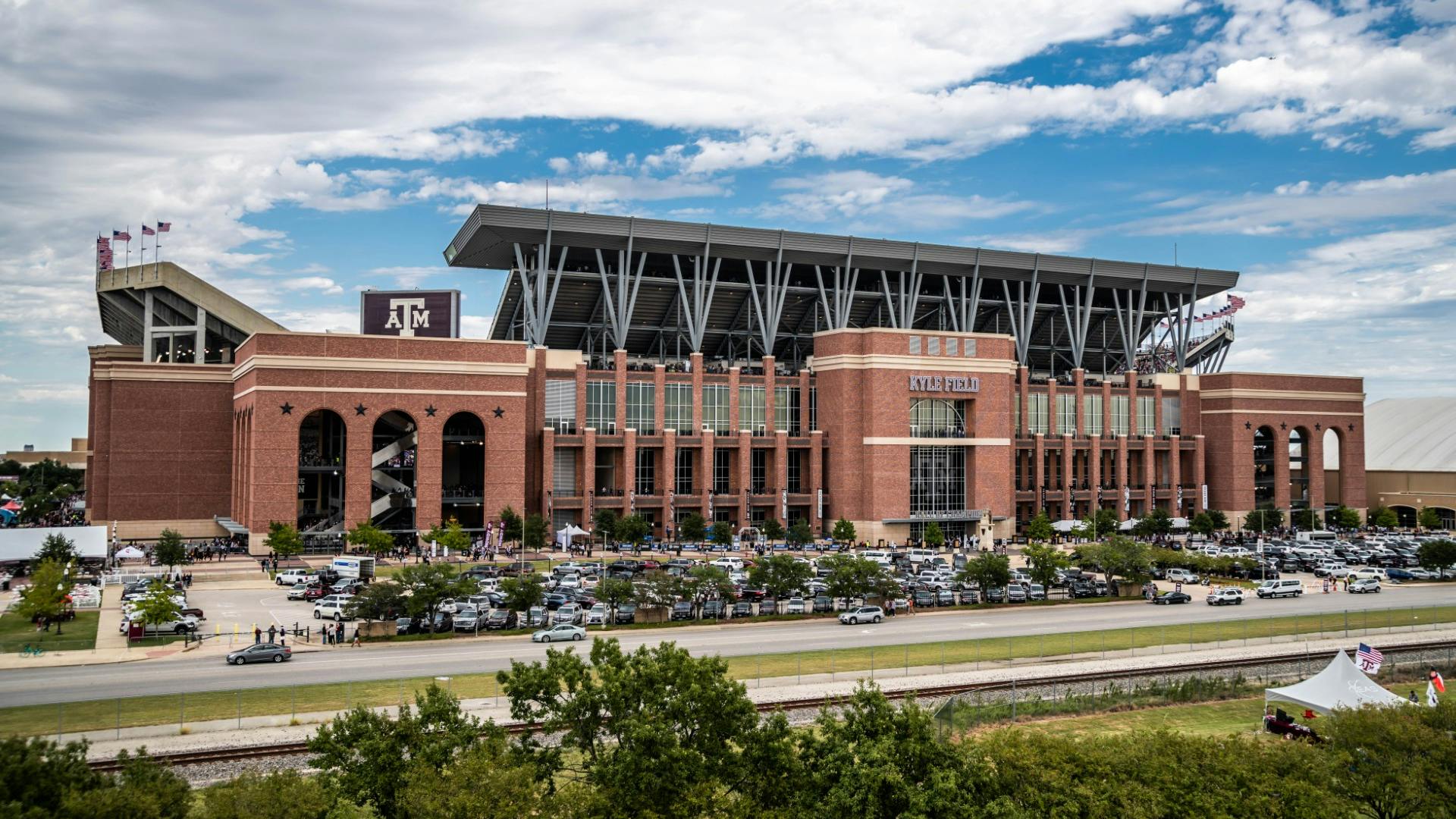 Texas A&M modernizes campus parking with Genetec AutoVu ALPR