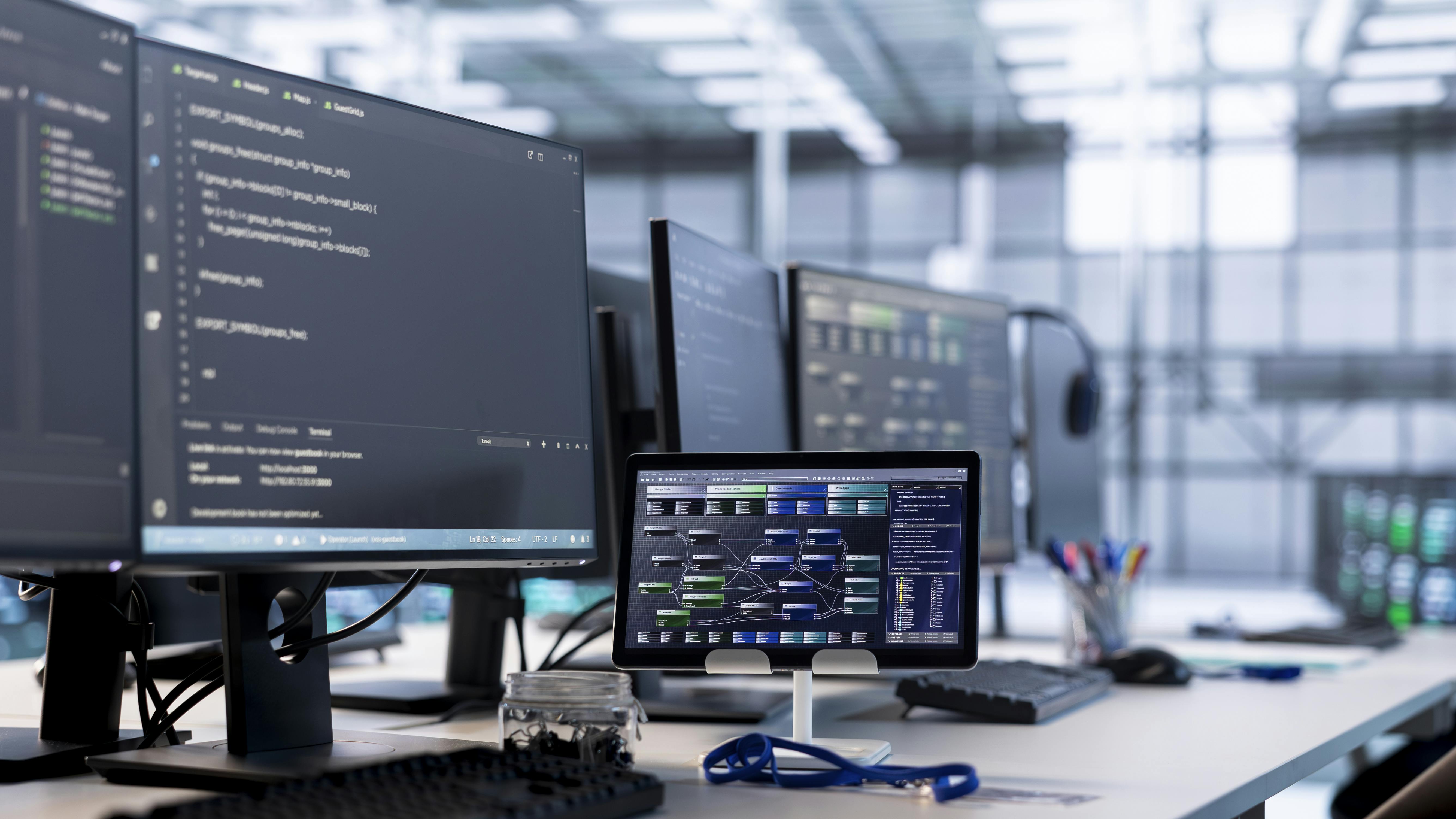 687a85937ca221250ca0f46e Closeuppcscreentabletdeskusedmonitoringdatacenterd