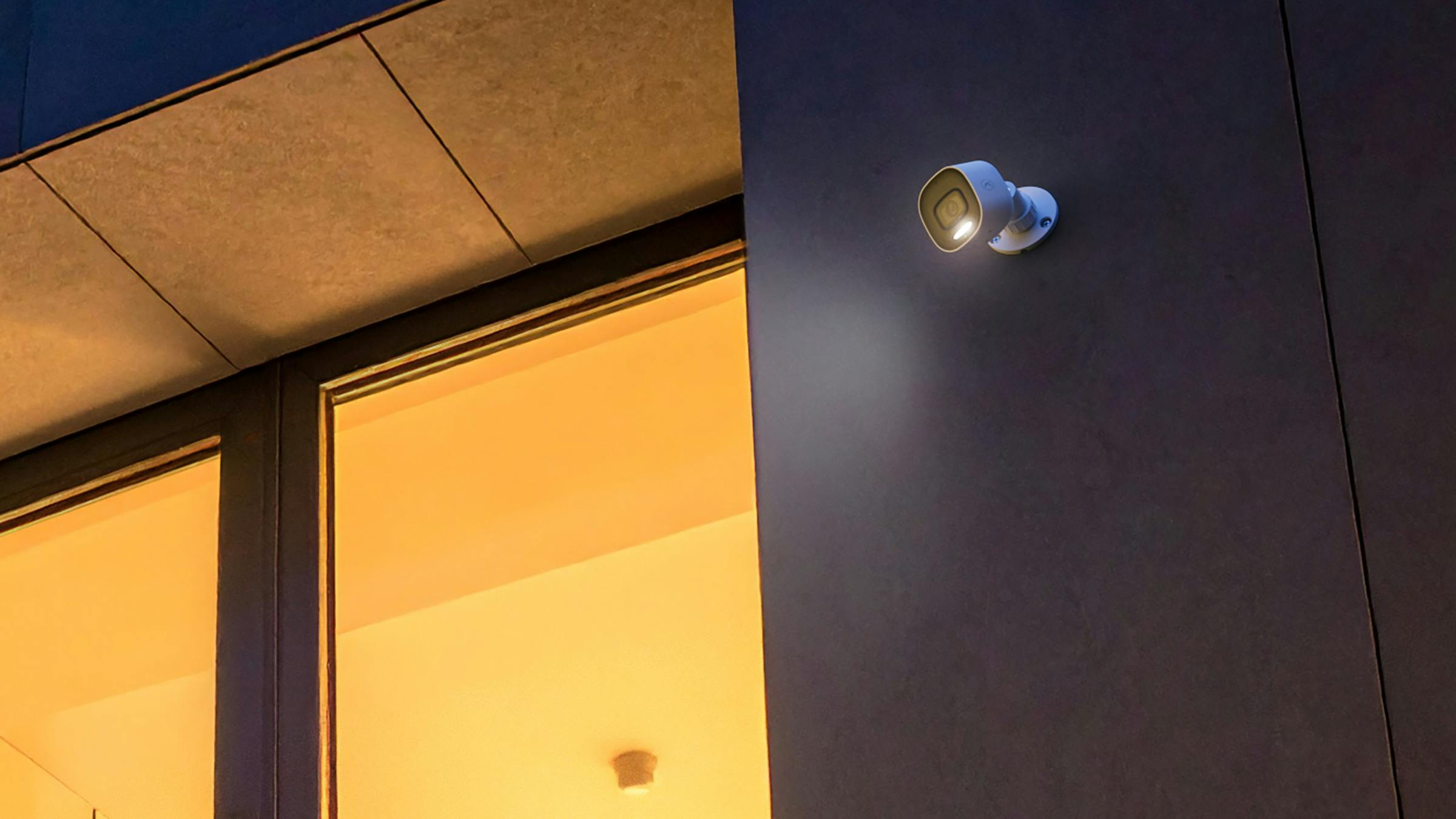 Adc V730 Wi Fi Spotlight Camera From Alarm