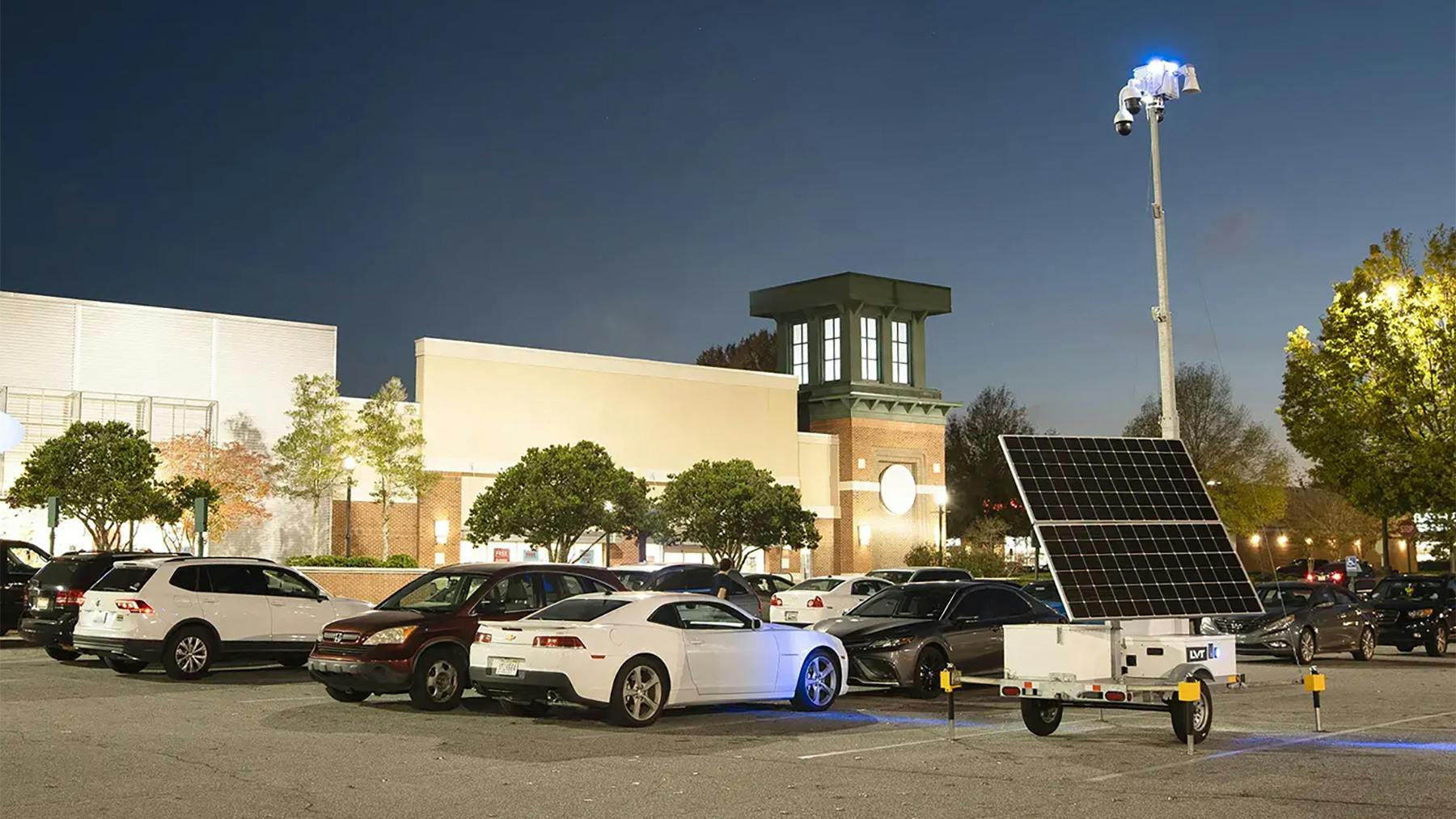 In addition to security monitoring, mobile surveillance trailers can provide other data analytics, such as parking lot queues and people counting.