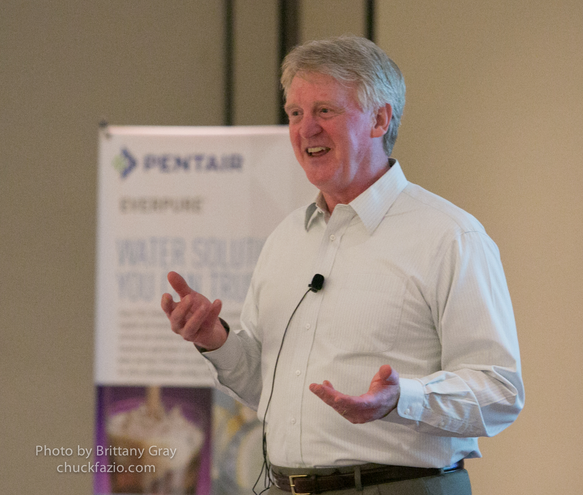 Mike Tompkins, president of Coffee Products Associates, speaking at the NAMA OneShow.