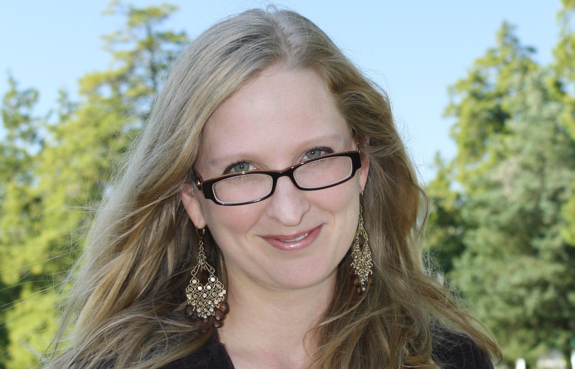 Emily Refermatlargeclose 586d6e4087875