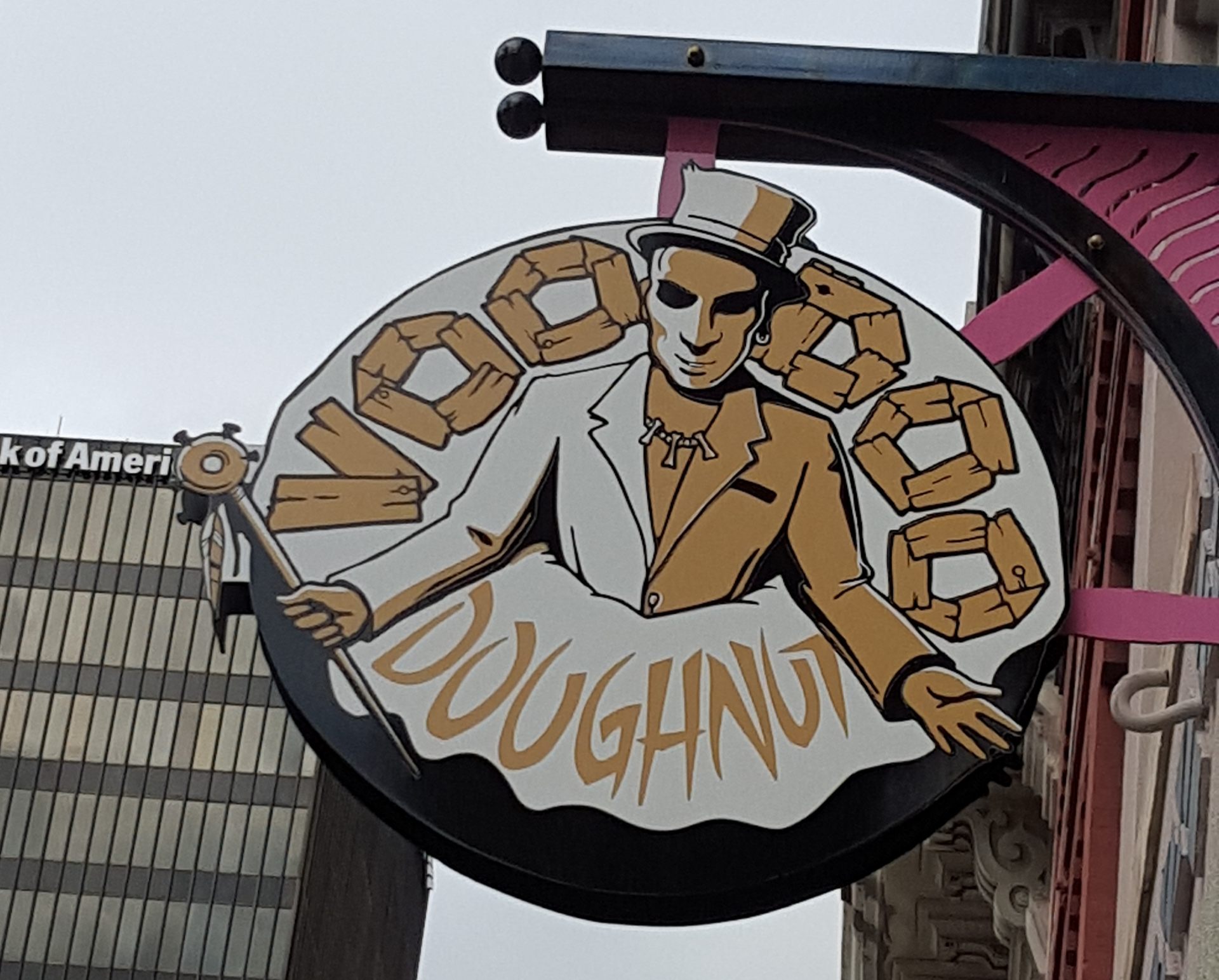 Voo Doo Doughnut 58a5e40e0a87f