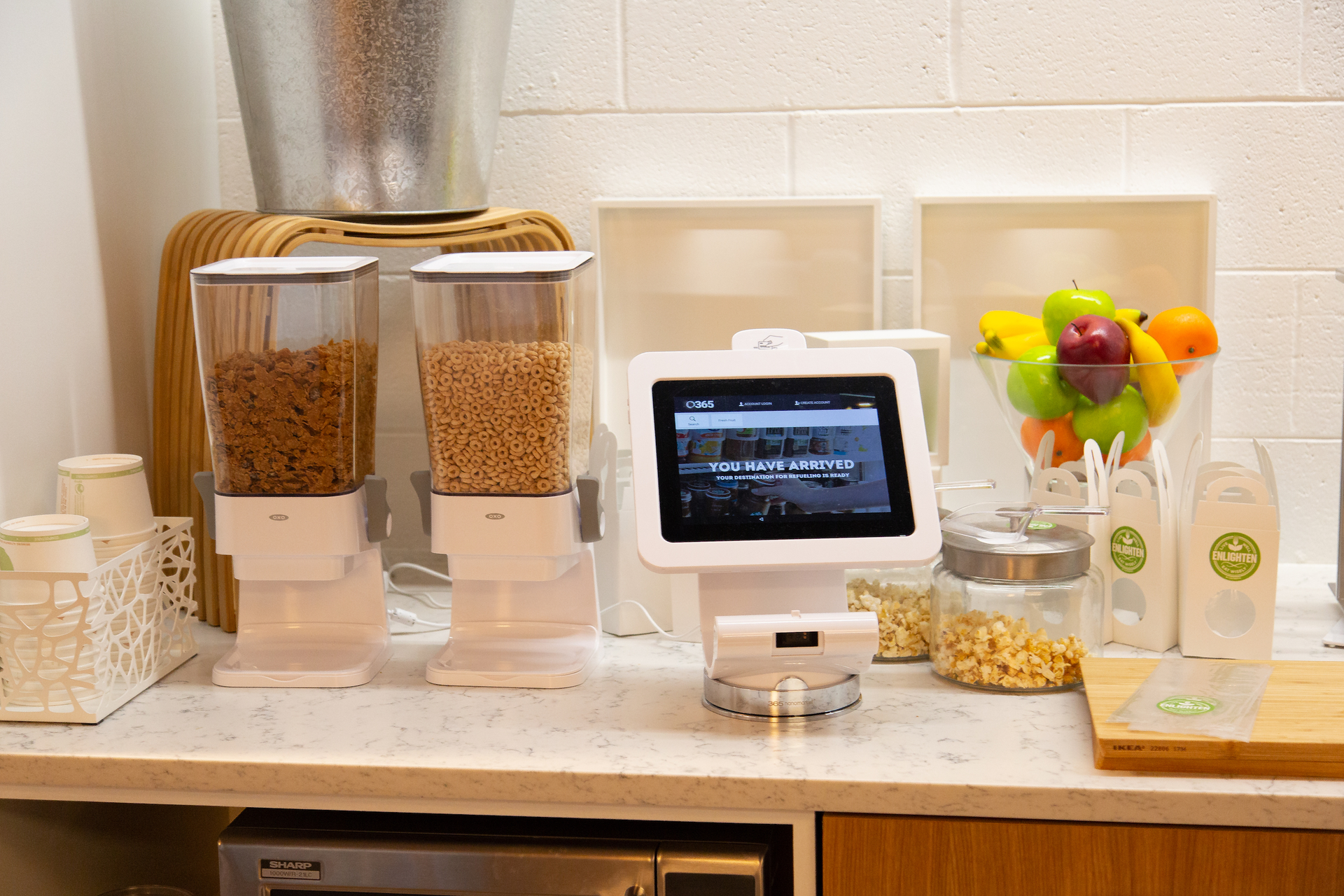 228A1205 5b6c76806bda6