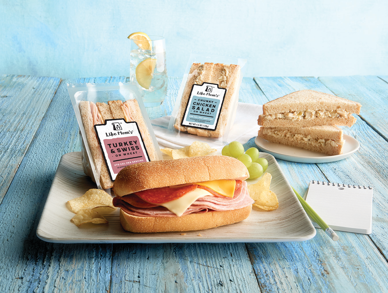 Featuring an authentic, locally crafted feel and a variety of on-trend flavors, Like Mom&rsquo;s&circledR; Sandwiches from Tyson Foodservice are the perfect choice for busy consumers who still want flavorful sandwich options.