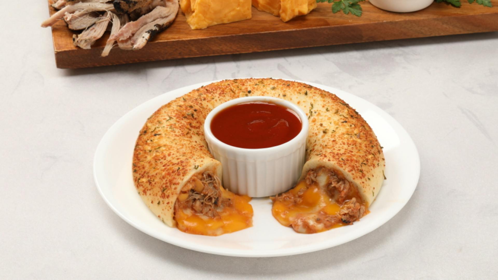 DiPalo Foods ring-style stromboli