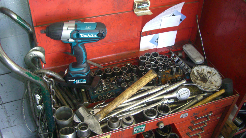 Makita Btw450 Beauty Shot