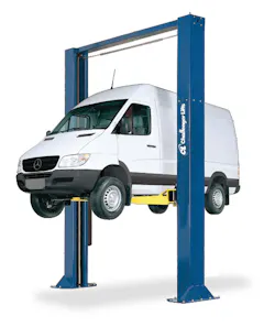 Challenger Lift's Heavy DutyCargo Lift Challenger Lift's Heavy DutyCargo Lift