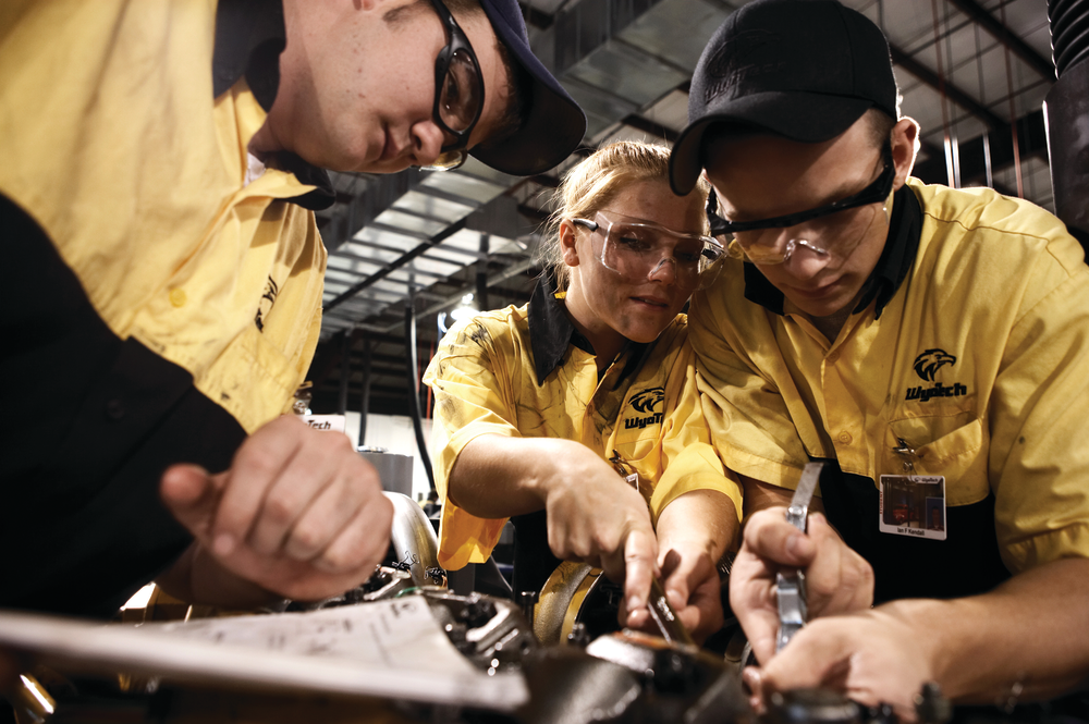 Mack partners with WyoTech to offer diesel training