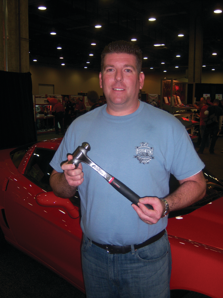 Chad Nelson appreciates the patented anti-vibe technology on the Mac Tools anti-vibe hammers.