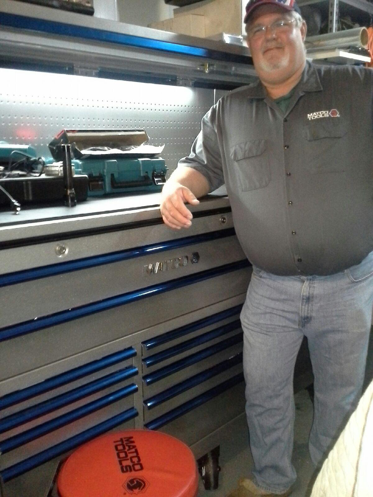 Matco Tools distributor Jeff Shriver, with his own custom Matco toolbox.