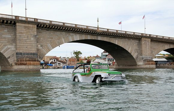 WaterCar's amphibious vehicle, the Panther, makes waves.