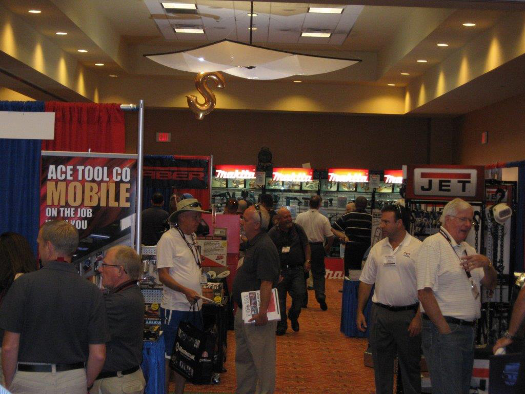 The Ace Tool Co. booth gave attendees a first-hand look at the company's new mobile website, www.acetoolco.com.
