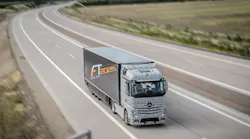 14 C728 001 14 C728 001