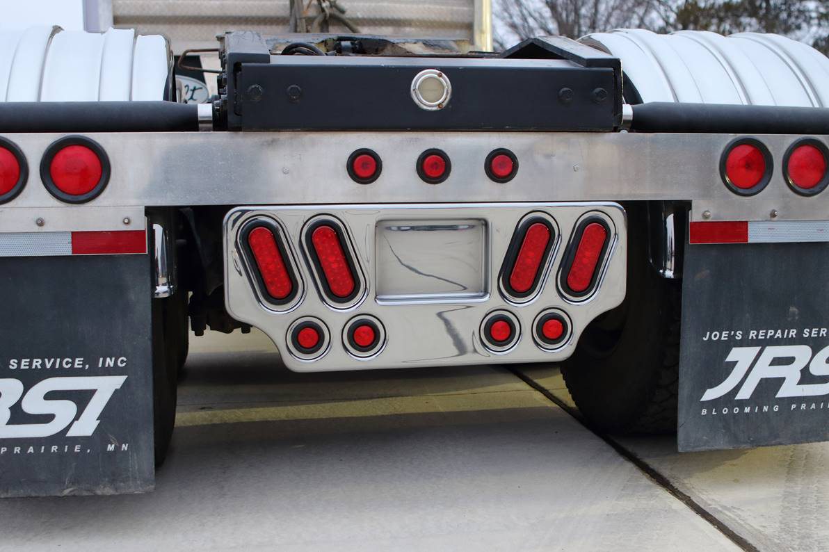 Minimizer Rear Center Light Panel 56e835fe8d531