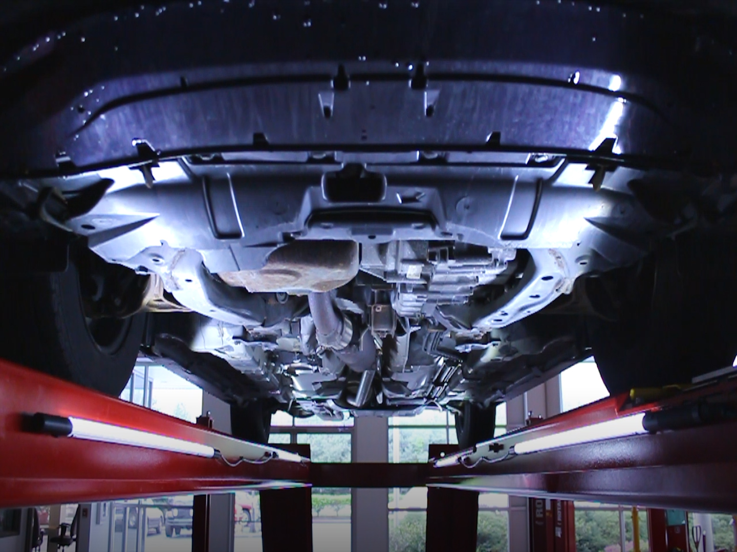 Rotary Lift Line Light 4 56e8382e508b4