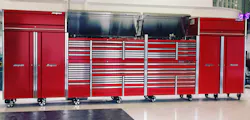 Jeff Milburn, owner of Automotive Fabrication in Dallas, upgraded from an already large toolbox to a Snap-on EPIQ that stands 8’ tall and 22’ long. Jeff Milburn, owner of Automotive Fabrication in Dallas, upgraded from an already large toolbox to a Snap-on EPIQ that stands 8’ tall and 22’ long.