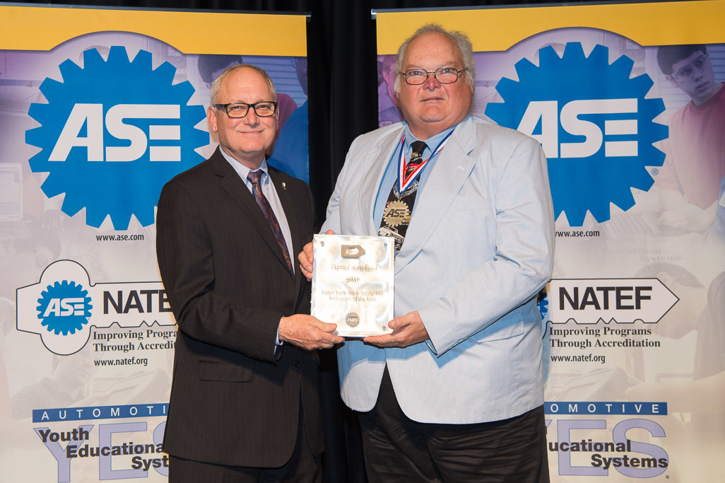 Bobby Bassett And Dan Rowland 5835ea25a9a94