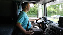 800px Truckdriver 59ee2aa02873a 800px Truckdriver 59ee2aa02873a