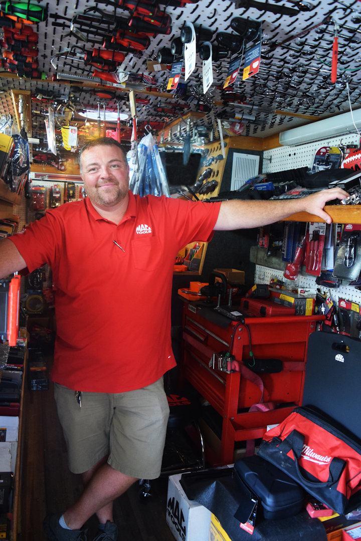 Mac Tools Dealer Joe Hardin’s positive attitude is an asset to his business and his customers.
