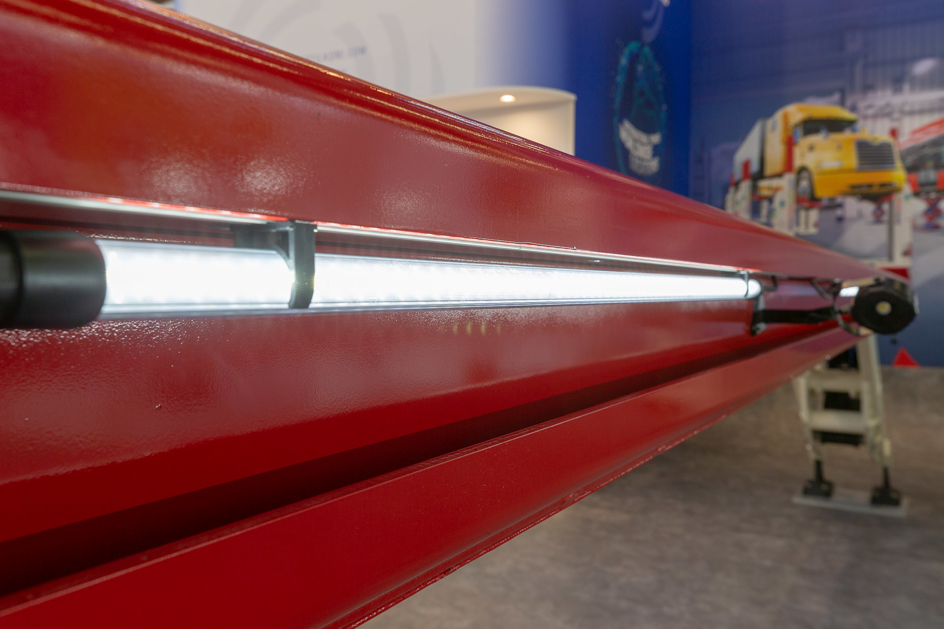 Skylift Led Lights Closeup 5c76ae4d13d03