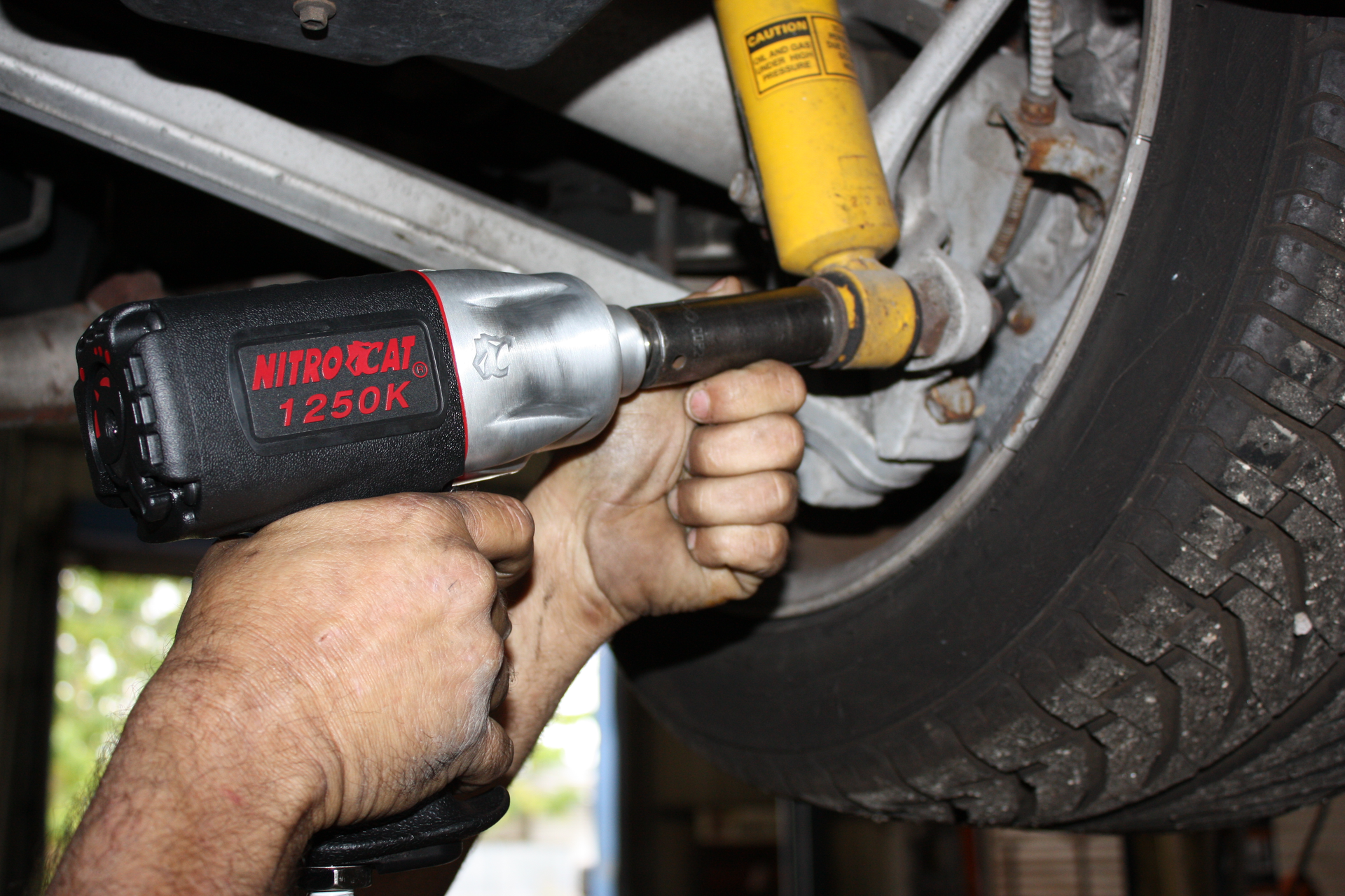 1250 K On Truck Shock Absorber 5eb43c024aafd