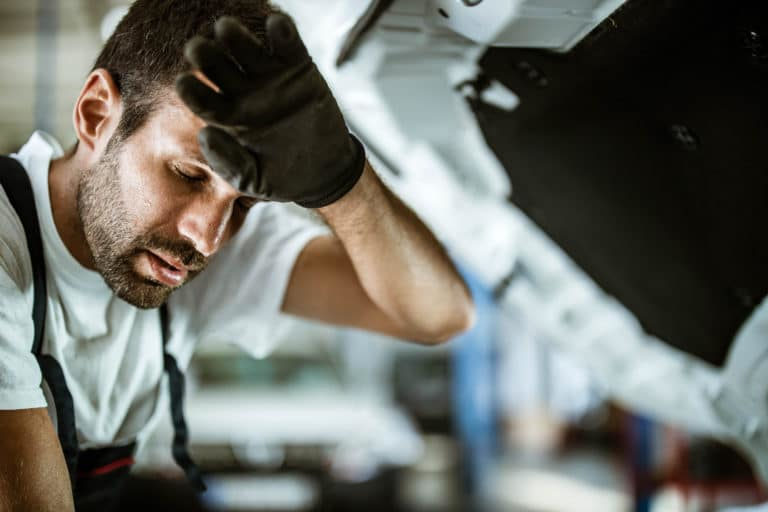 Overheating Auto Mechanic 768x512