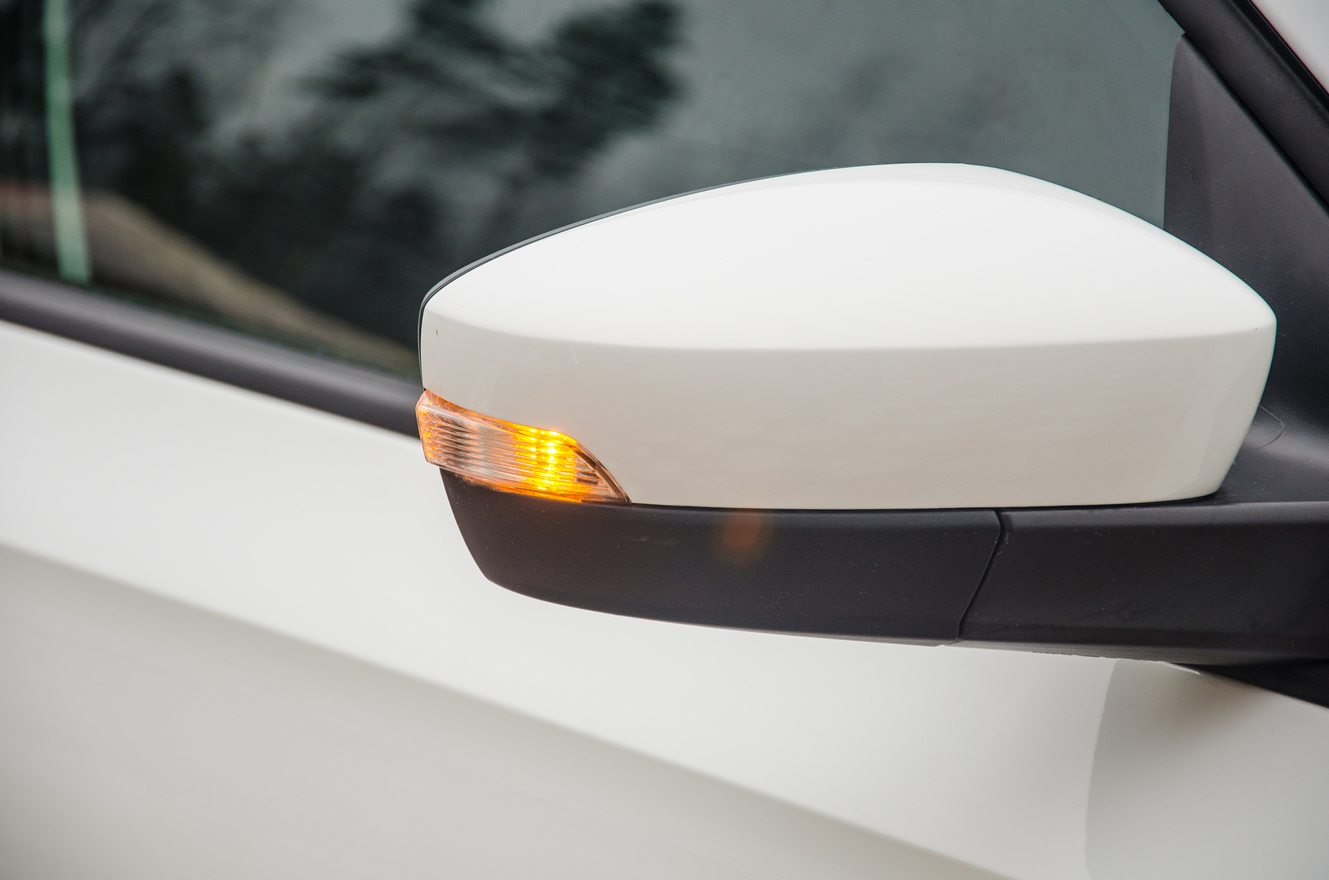 Turn signals 61434aae04d18