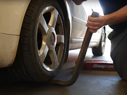 Figure 7 - Tools like this provide a mechanical advantage to the take and can show worn components easily. Figure 7 - Tools like this provide a mechanical advantage to the take and can show worn components easily.