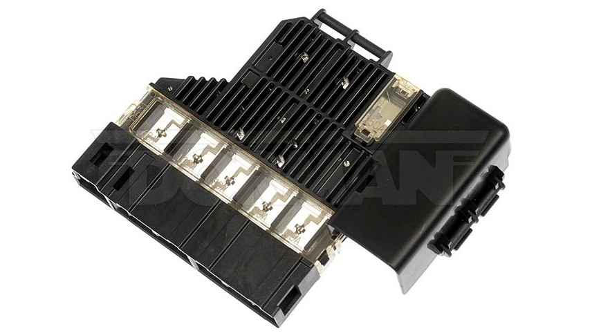The battery circuit fuse (956-133) for 2011-2020 Nissan Leaf EVs expands Dorman&rsquo;s catalog of direct replacement and upgraded solutions for hybrid, plug-in hybrid, and fully electric vehicles.