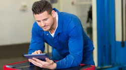 Technician with tablet Technician with tablet