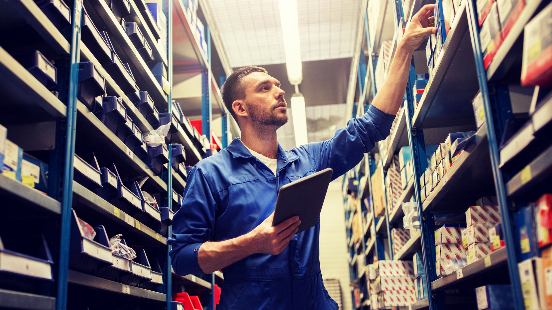 Managing auto parts inventory